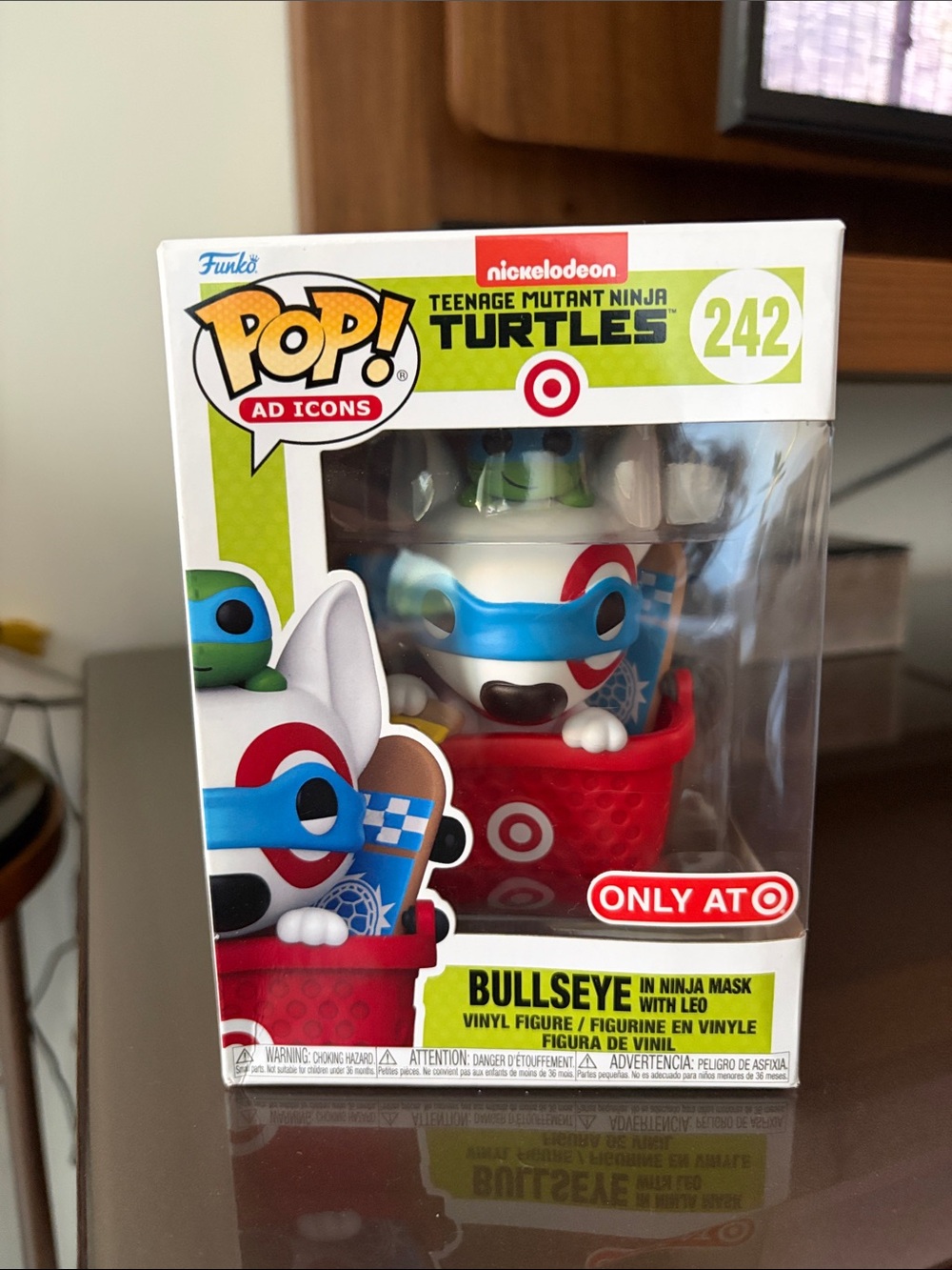 Teenage mutant ninja turtle leo